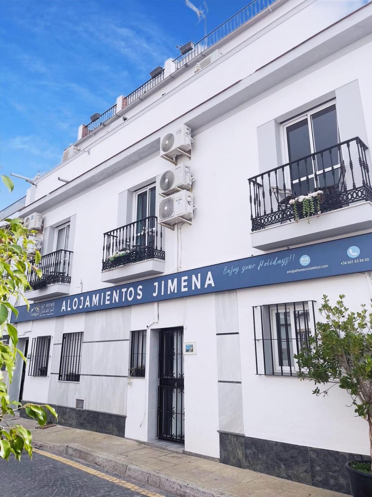 Jimena Sevilla En El Centro De Appartamento